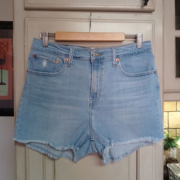 Levi's High Rise Shorts - Tribecca Scoop - Picture 4 of 10